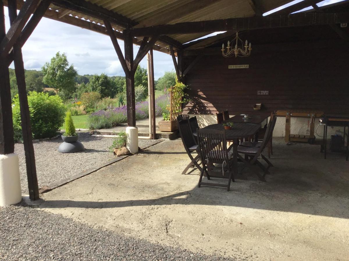 Maison Loubignac at Les Vergnes Gites Exideuil-sur-Vienne Extérieur photo