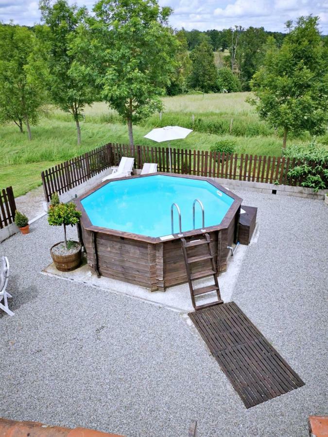 Maison Loubignac at Les Vergnes Gites Exideuil-sur-Vienne Extérieur photo